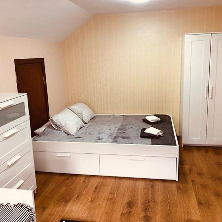אורדאה Modern Studio Apartment מראה חיצוני תמונה